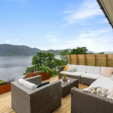 Beautiful Line With Sauna Near Pulpit Rock Holiday home *