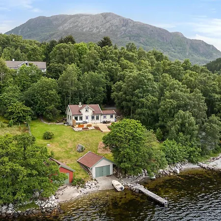Beautiful Line With Sauna Near Pulpit Rock Holiday home