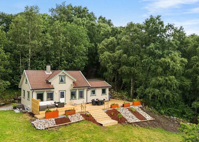 Beautiful Line With Sauna Near Pulpit Rock Holiday home