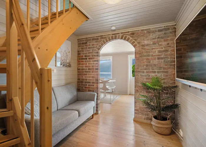 Beautiful Line With Sauna Near Pulpit Rock