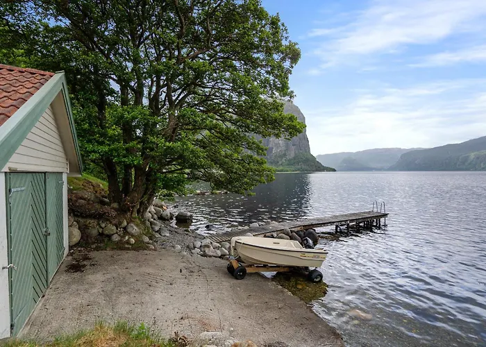 Beautiful Line With Sauna Near Pulpit Rock Holiday home
