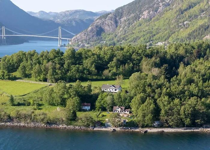 Beautiful Line With Sauna Near Pulpit Rock *